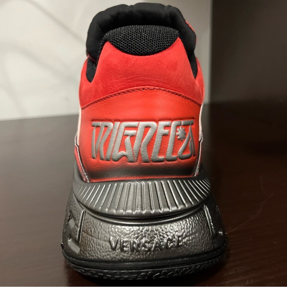 VERSACE TRIGRECA LOW -TOP SNEAKERS - Picture 2 of 10